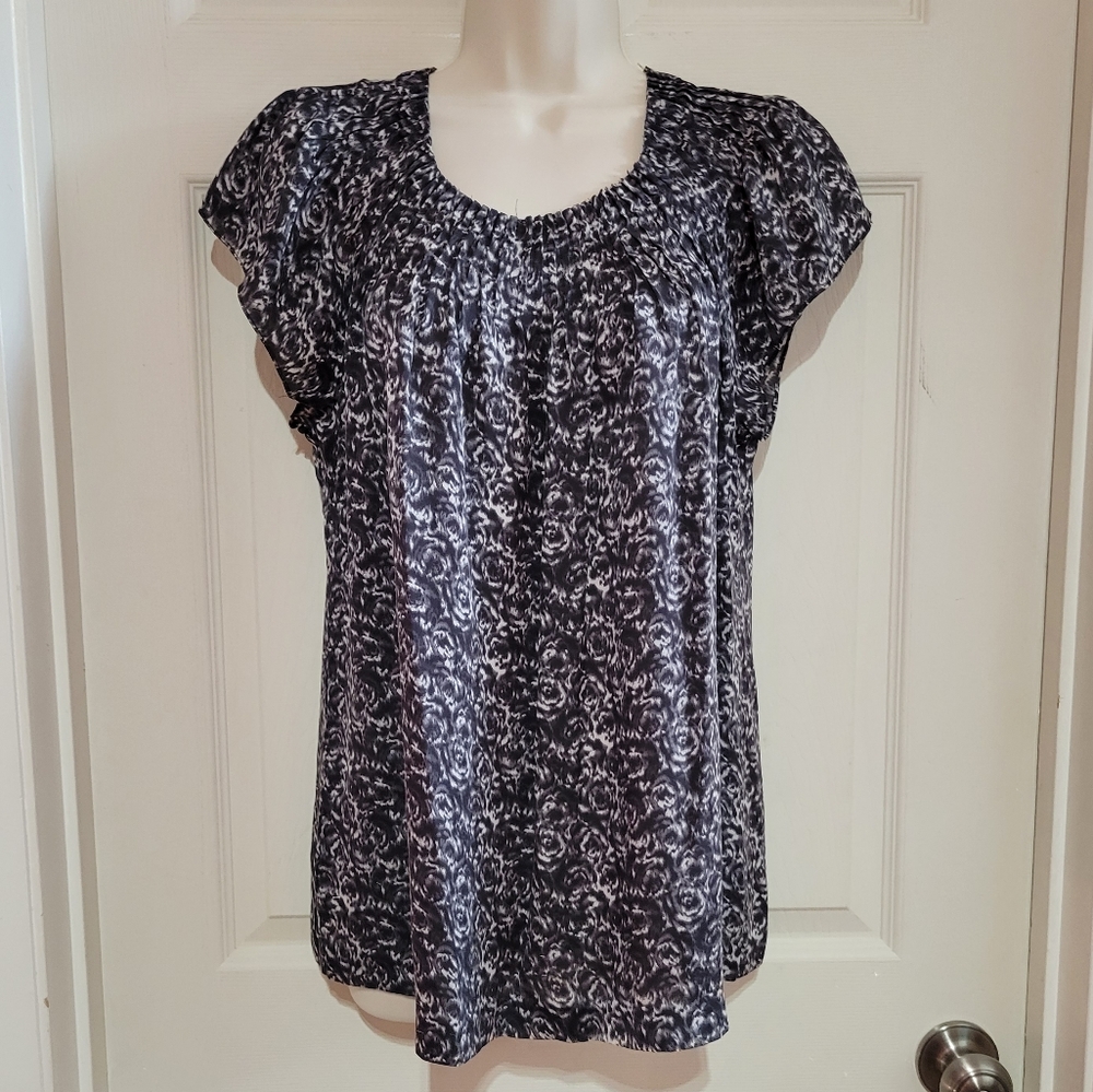 Ann Taylor Animal Print Blouse Color: Black and White Size XS